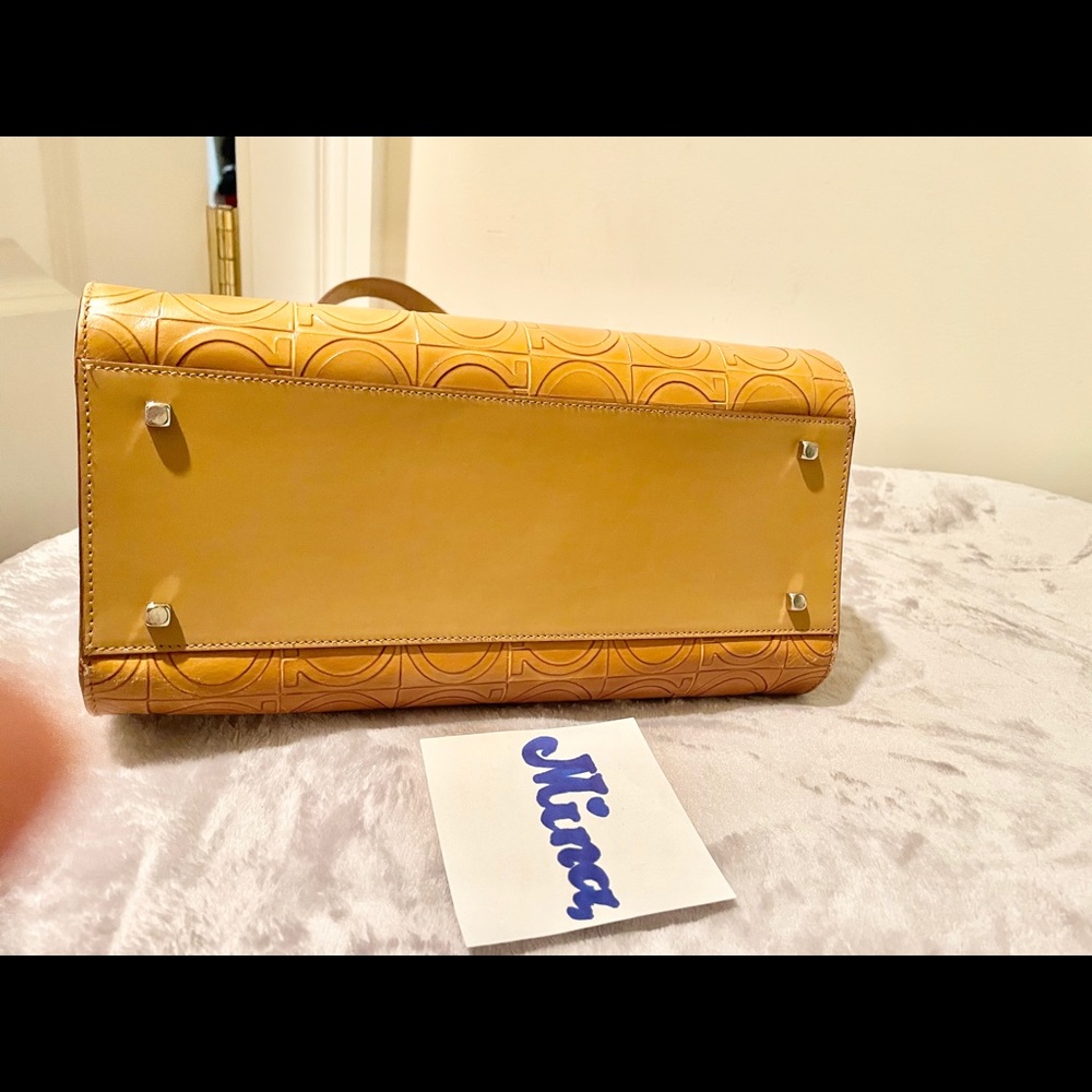 Authentic S.Ferragamo Vintage 1990Camel logo Milan Italy bag - Picture 14 of 14